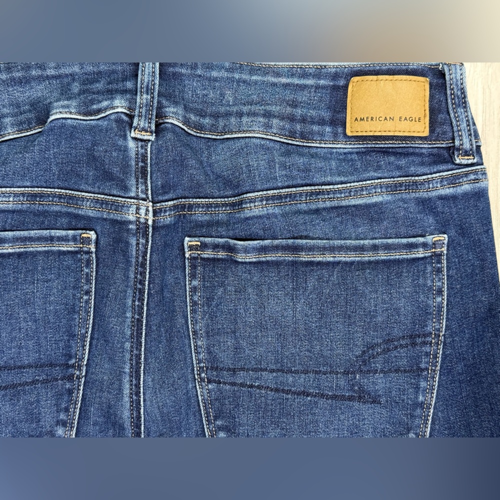 American Eagle artist crop - Picture 4 of 11